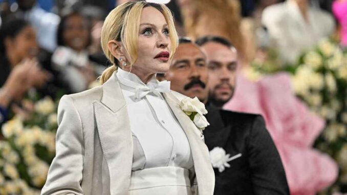 skynews-madonna-met-gala_6988554 (1)